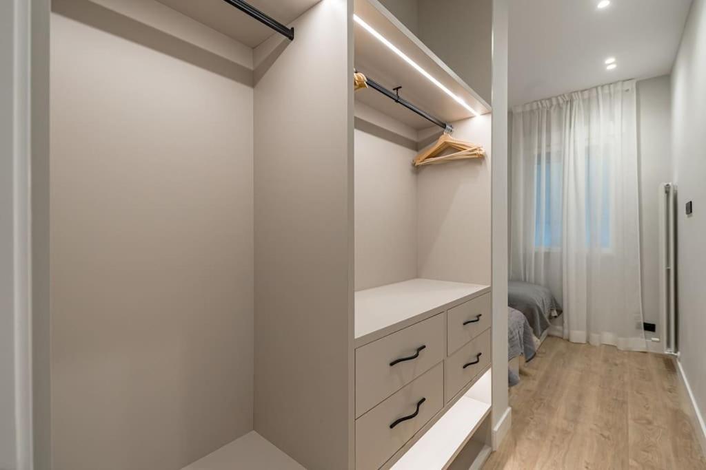 Centro XIII Calle De La Paz 2Br 2Bh Madrid Kültér fotó