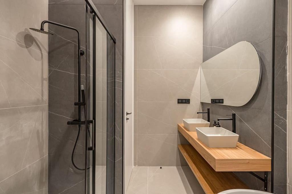 Centro XIII Calle De La Paz 2Br 2Bh Madrid Kültér fotó